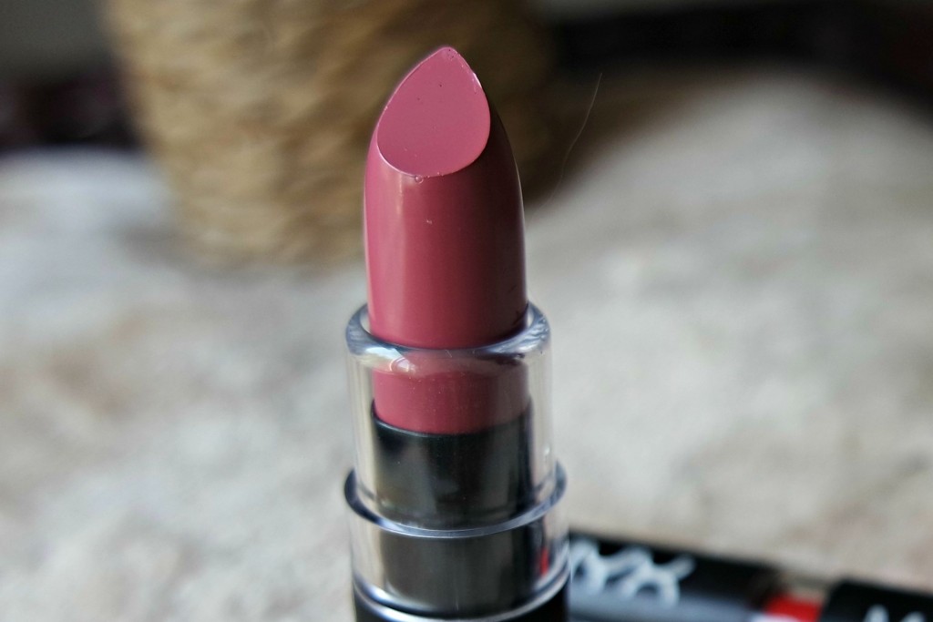 NYX Tea Rose Zoom