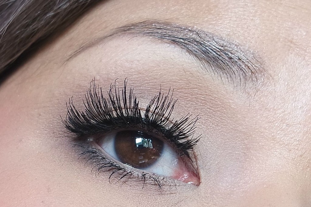 House of Lashes Siren 02