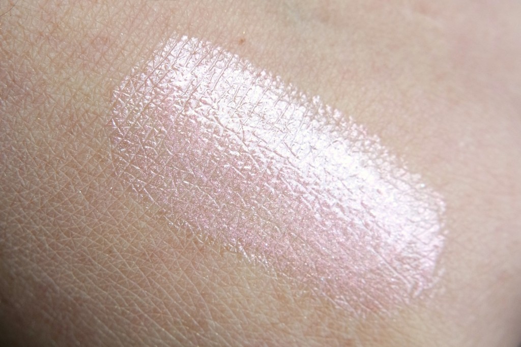 Artdeco Glam Stars Lip Gloss Swatch