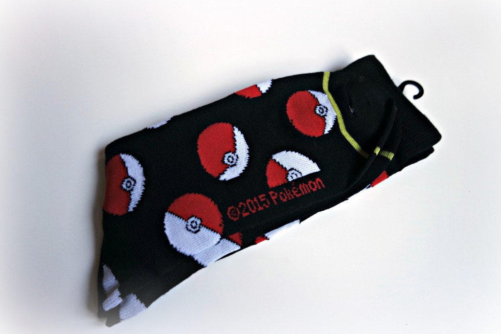 Pokemon Pokeball Socks 01