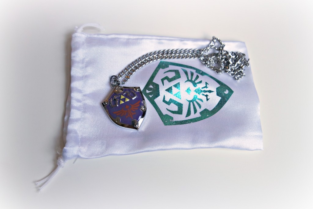 Zelda Hylian Shield Necklace 01