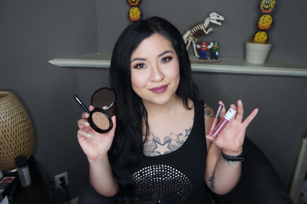 Birthday & One Year Blog Anniversary Giveaway Preview 01