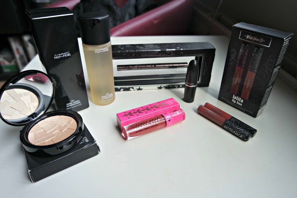 Birthday & One Year Blog Anniversary Giveaway Preview 02