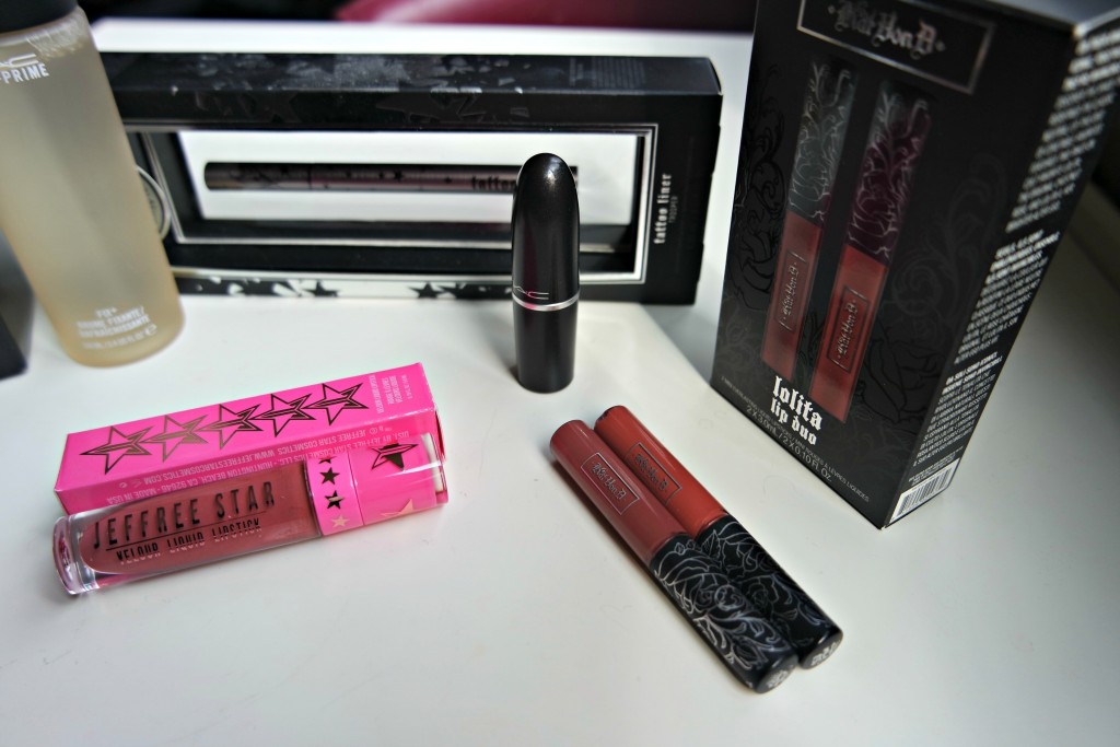 Birthday & One Year Blog Anniversary Giveaway Preview 05
