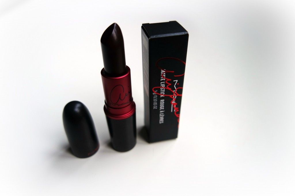 MAC Viva Glam Ariana Grande 05