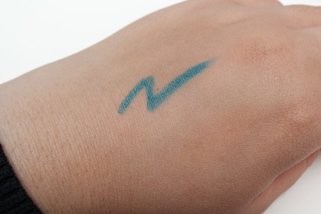 Artdeco 62 Caribbean Sea Swatch