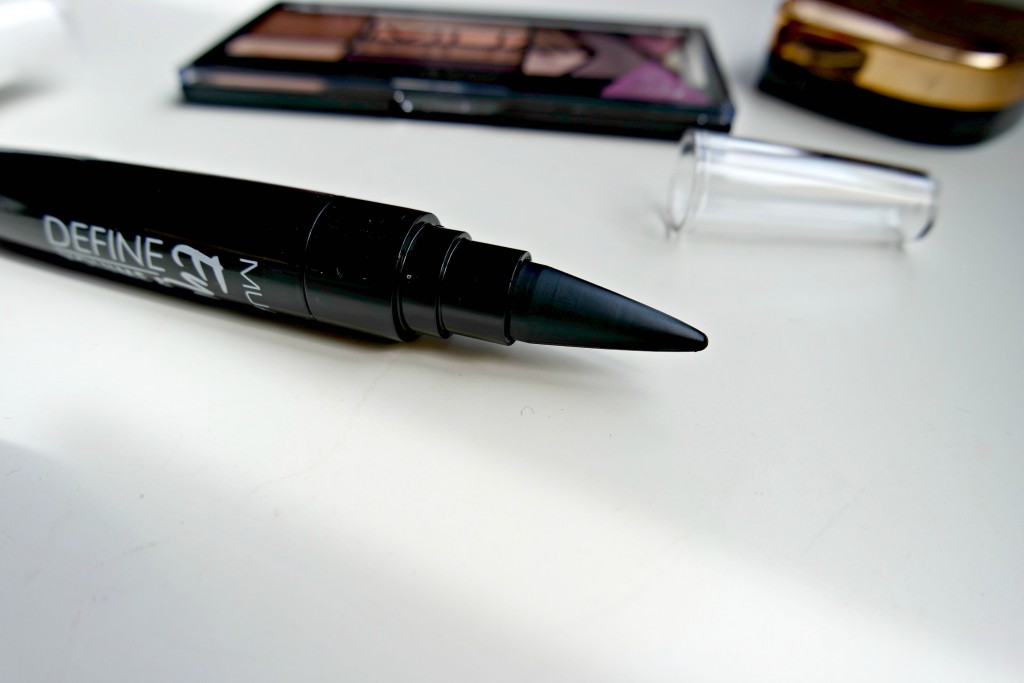 MUA Eye Define Volume & Line Mascara 02