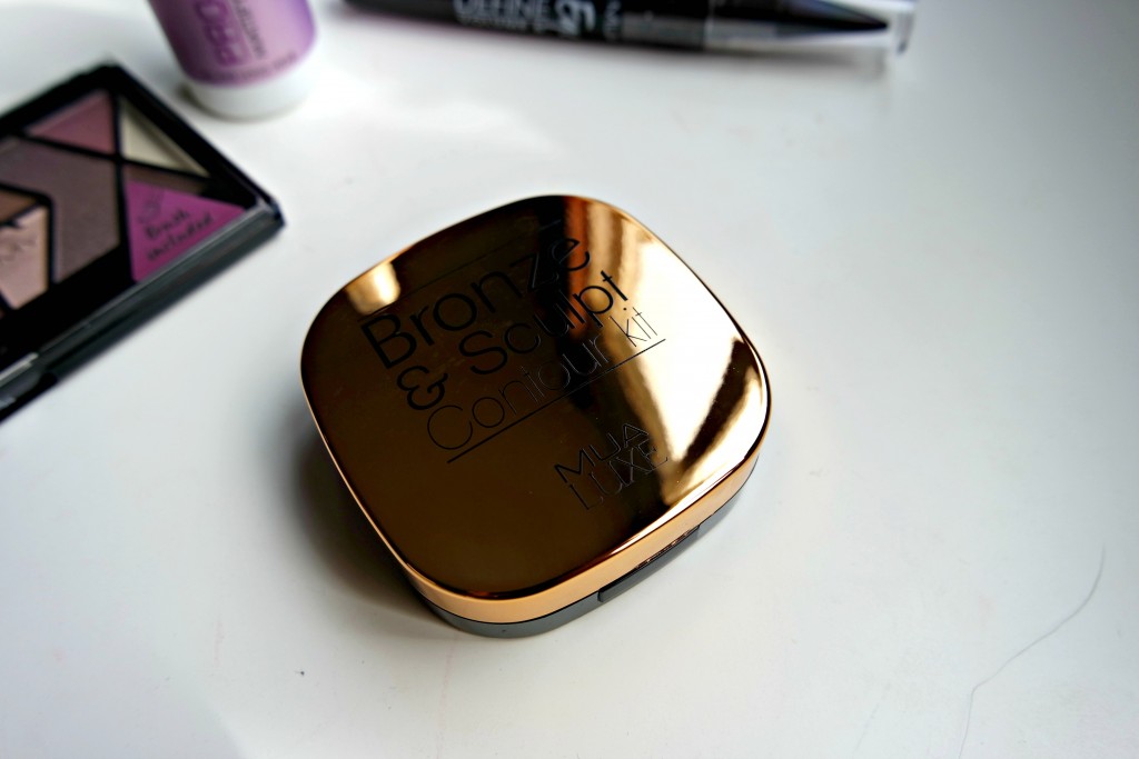 MUA Luxe Bronze & Sculpt Contour Kit 01