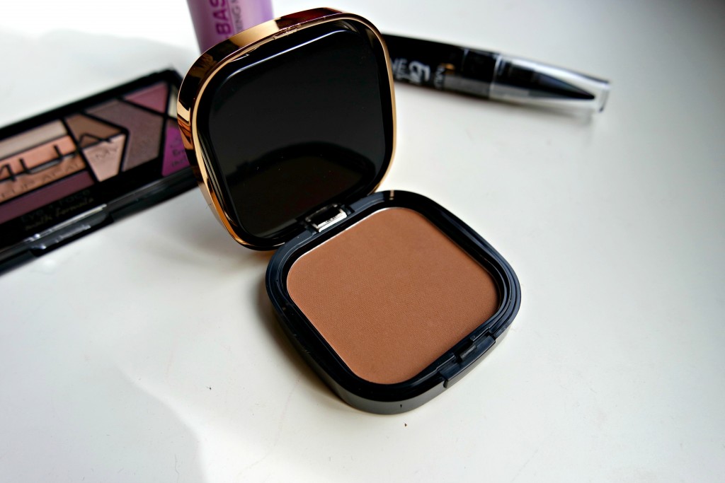 MUA Luxe Bronze & Sculpt Contour Kit 03