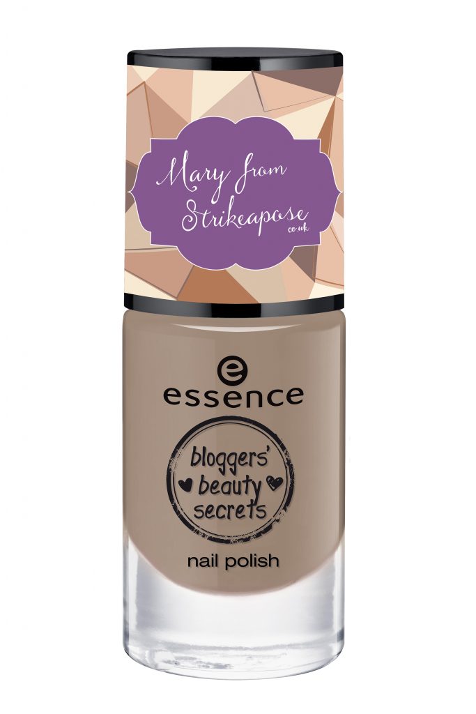 Essence 03 all eyes on me Mary Oliver Strikeapose