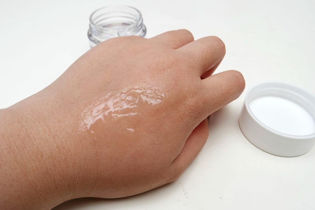 MUA Skin Define Hydro Primer 05