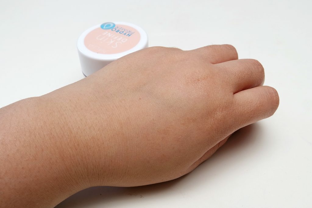 MUA Skin Define Hydro Primer 06