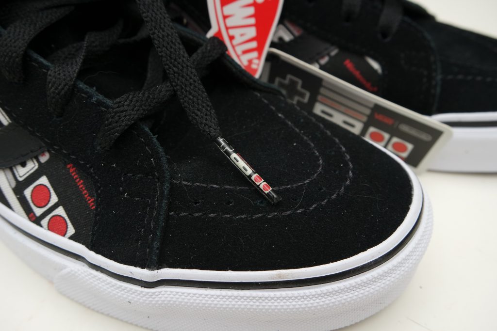 Vans x Nintendo Controller SK8-Hi Reissue Shoes 06