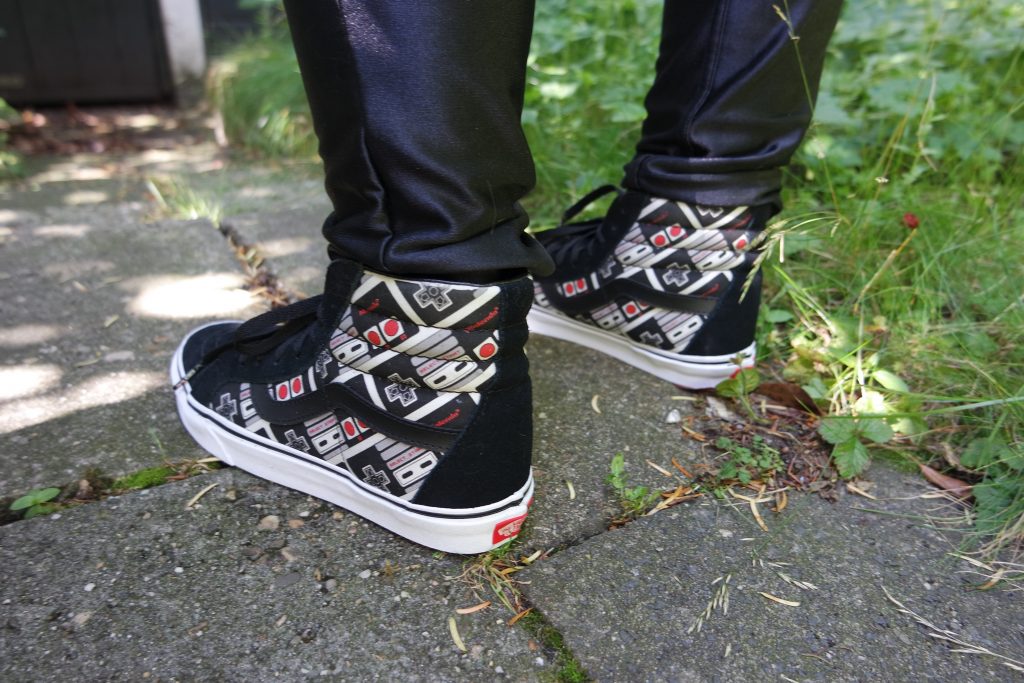 Vans x Nintendo Controller SK8-Hi Reissue Shoes 10
