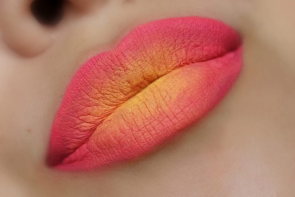 Jeffree Star Watermelon Soda Queen Bee Swatch 01