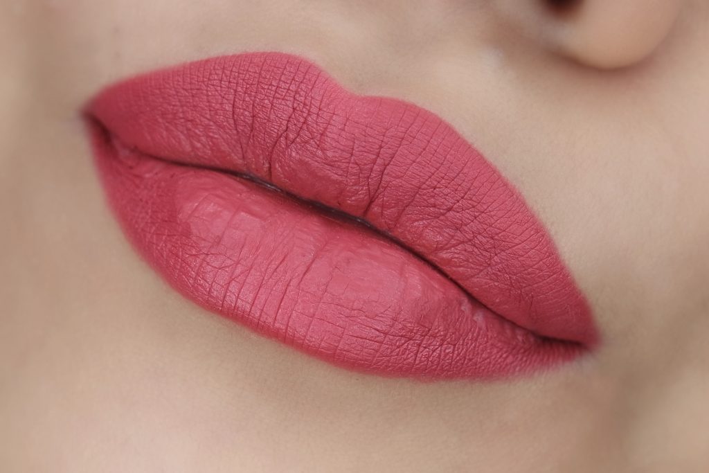 Kylie Cosmetics Lipkit in Kristen Swatch 01