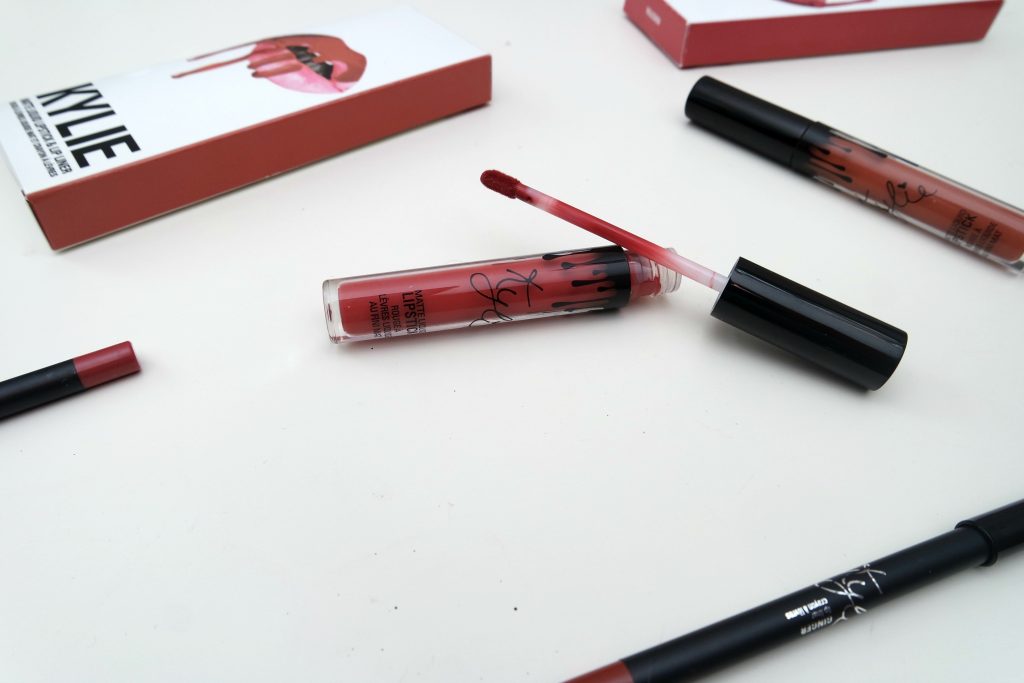 Kylie Cosmetics Lipkit in Kristen and Ginger 05