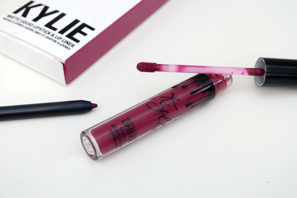 kylie-pumpkin-and-spice-lip-kit-08