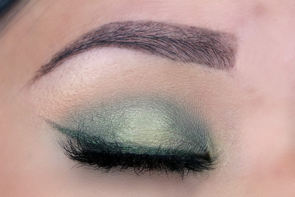 make-up-studio-green-embrace-eyelook-01-the-beautynerd