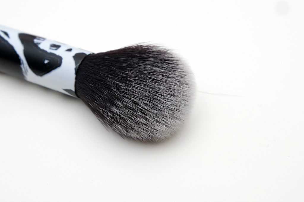 real-techniques-contour-brush-your-picks-berlin-02