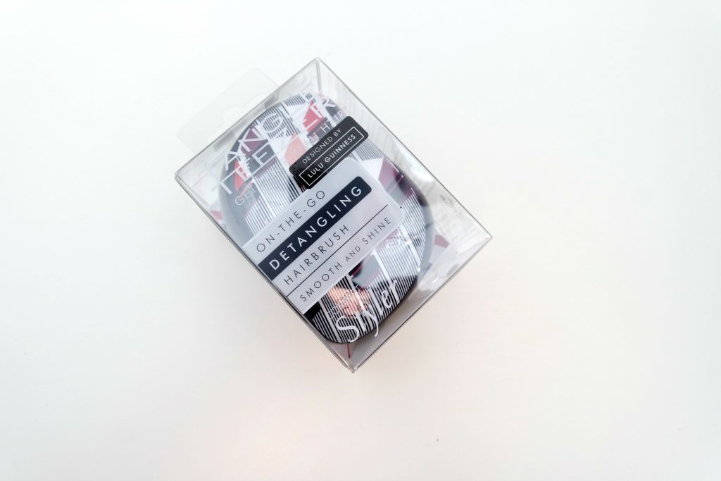 tangle-teezer-x-lulu-guinness-02