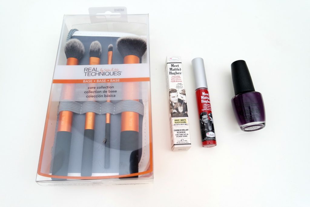 ariel-tejada-masterclass-goodiebag-real-techniques-thebalm-opi-01