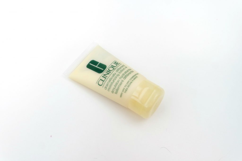 clinique-3-step-system-step-3-dramatically-different-moisturizing-lotion-01