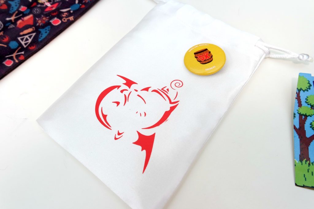 gamer-girl-monthly-september-2016-final-fantasy-moogle-pouch-and-monthly-button