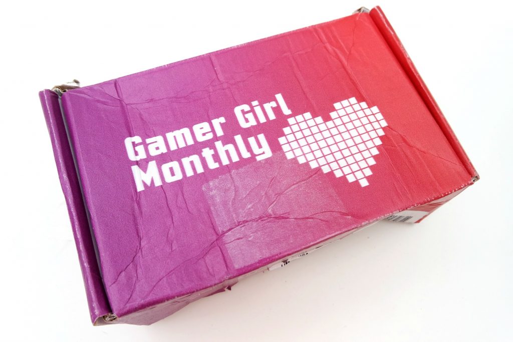 gamer-girl-monthly-september-2016-sidekicks-02