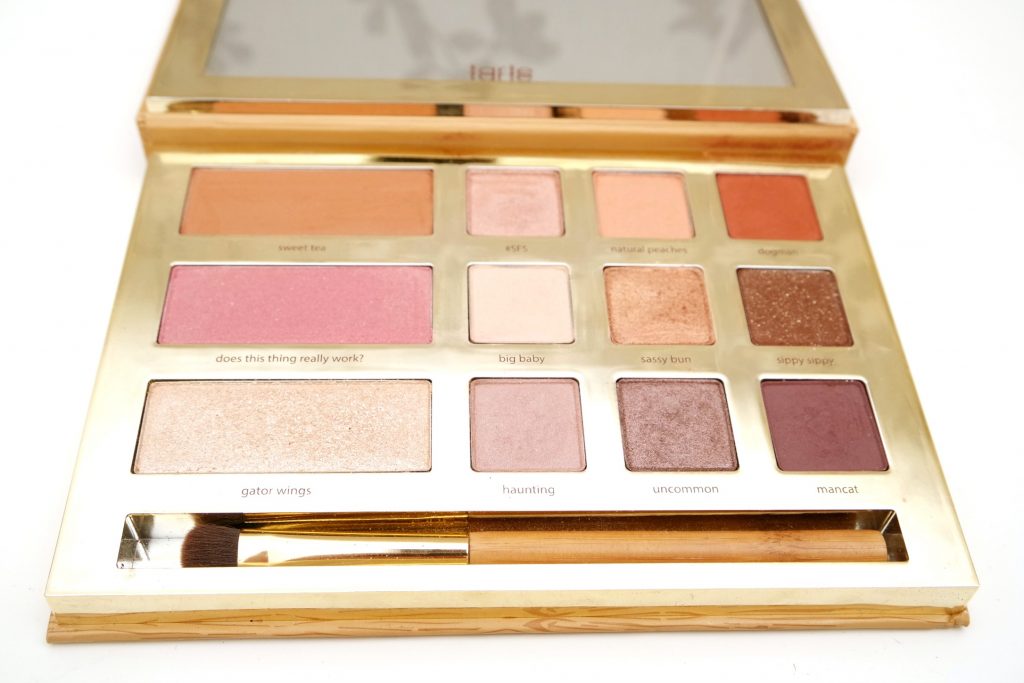 tarte-x-grav3yardgirl-swamp-queen-palette-10