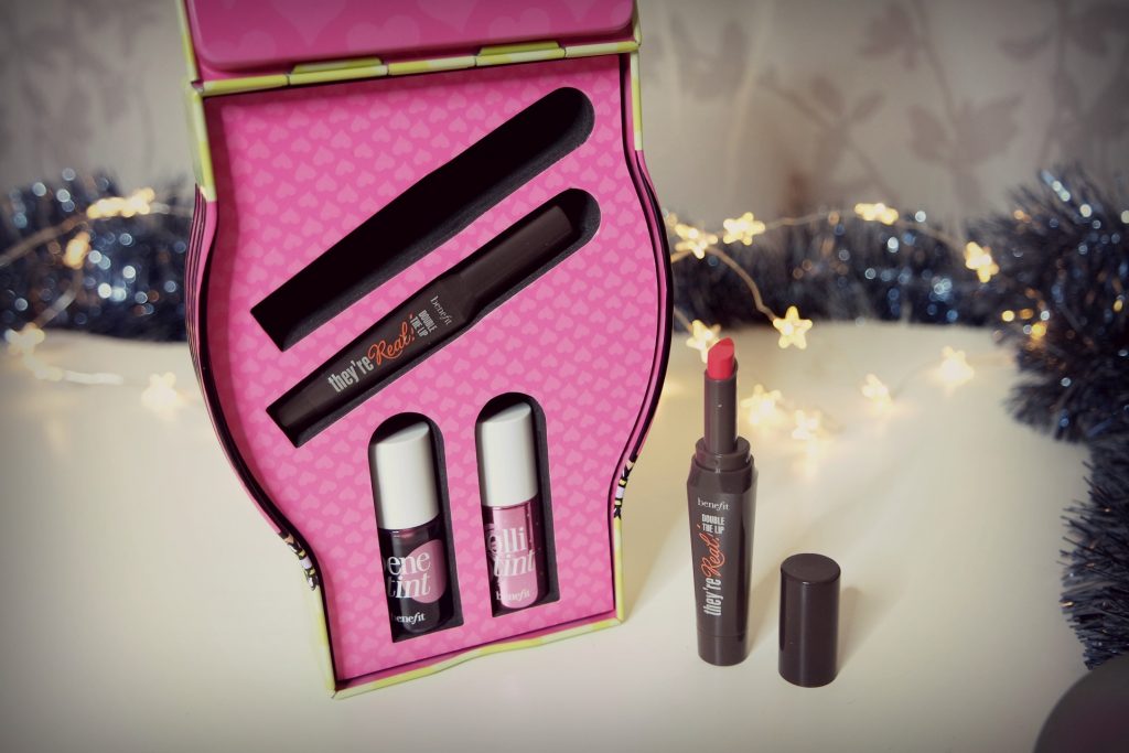 douglas-christmas-gift-ideas-benefit-cosmetics-02