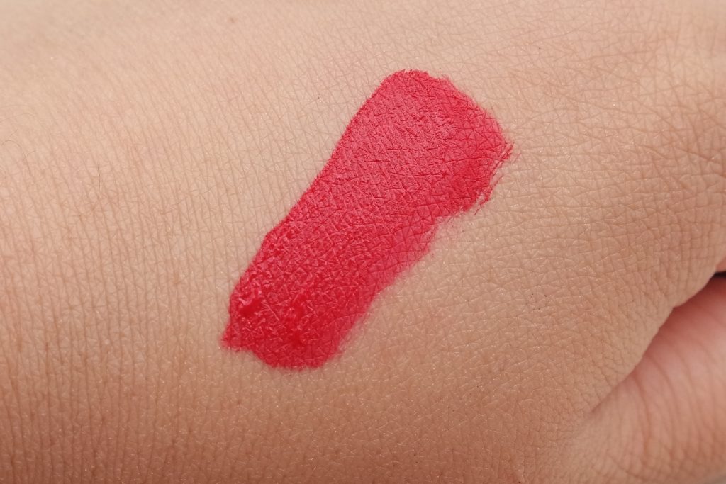 ipsy-glam-bag-november-2016-ciate-london-liquid-velvet-matte-liquid-lipstick-in-diva-swatch-01