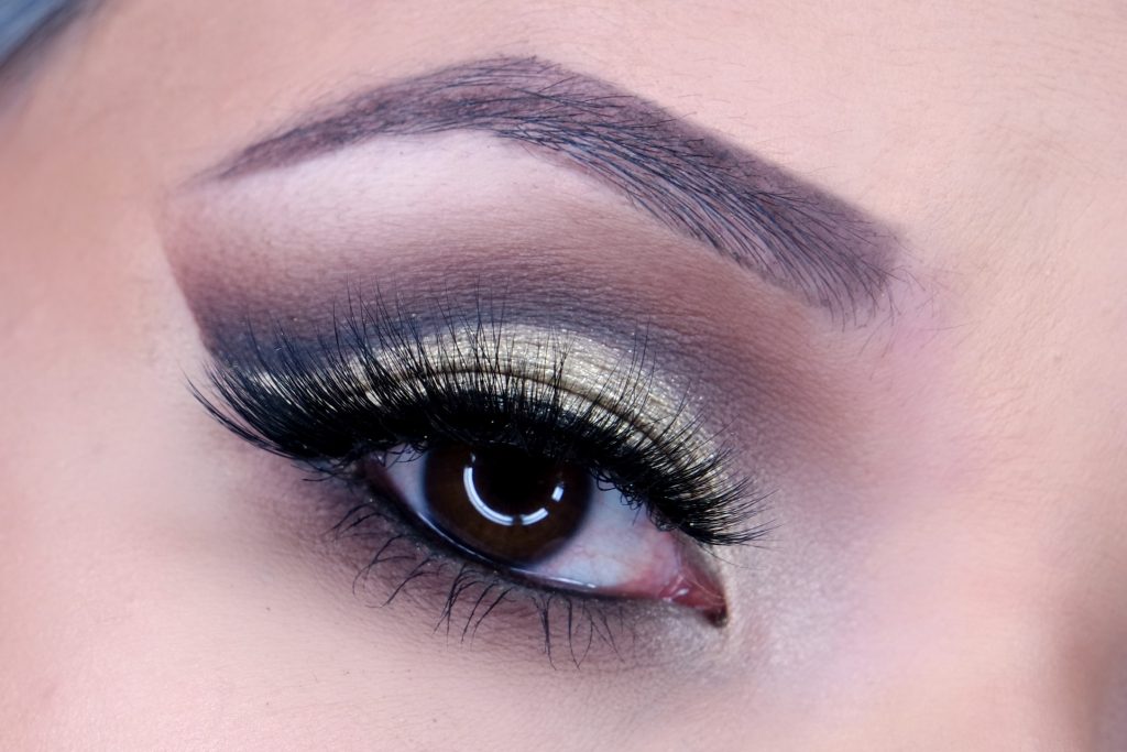 the-beautynerd-christmas-look-2016-eyes-02