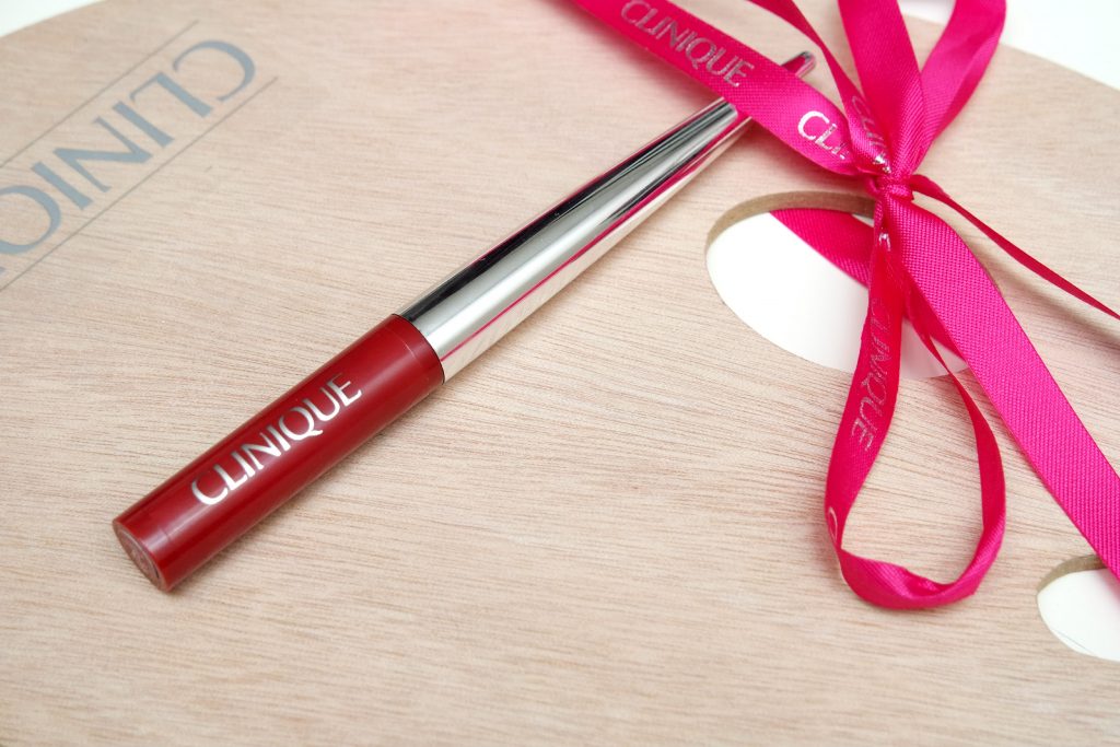 Clinique Pop Lip Shadow Cushion Matte Lip Powder Review