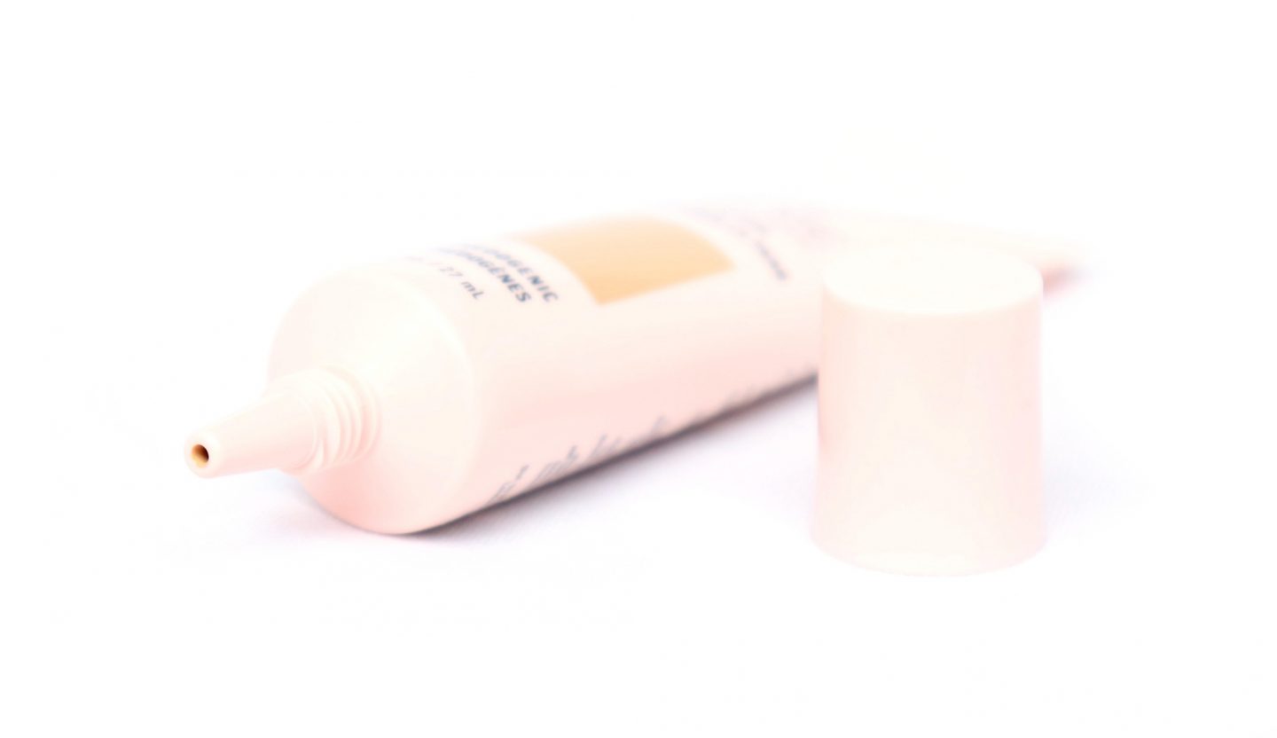 NYX Professional Makeup Bare With Me Tinted Skin Veil
