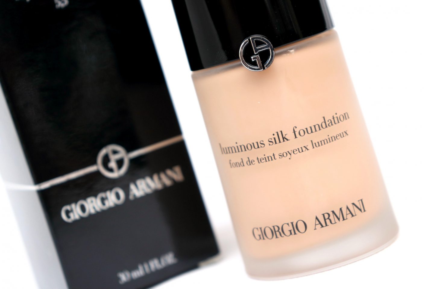 Giorgio Armani Luminous Silk Foundation Review