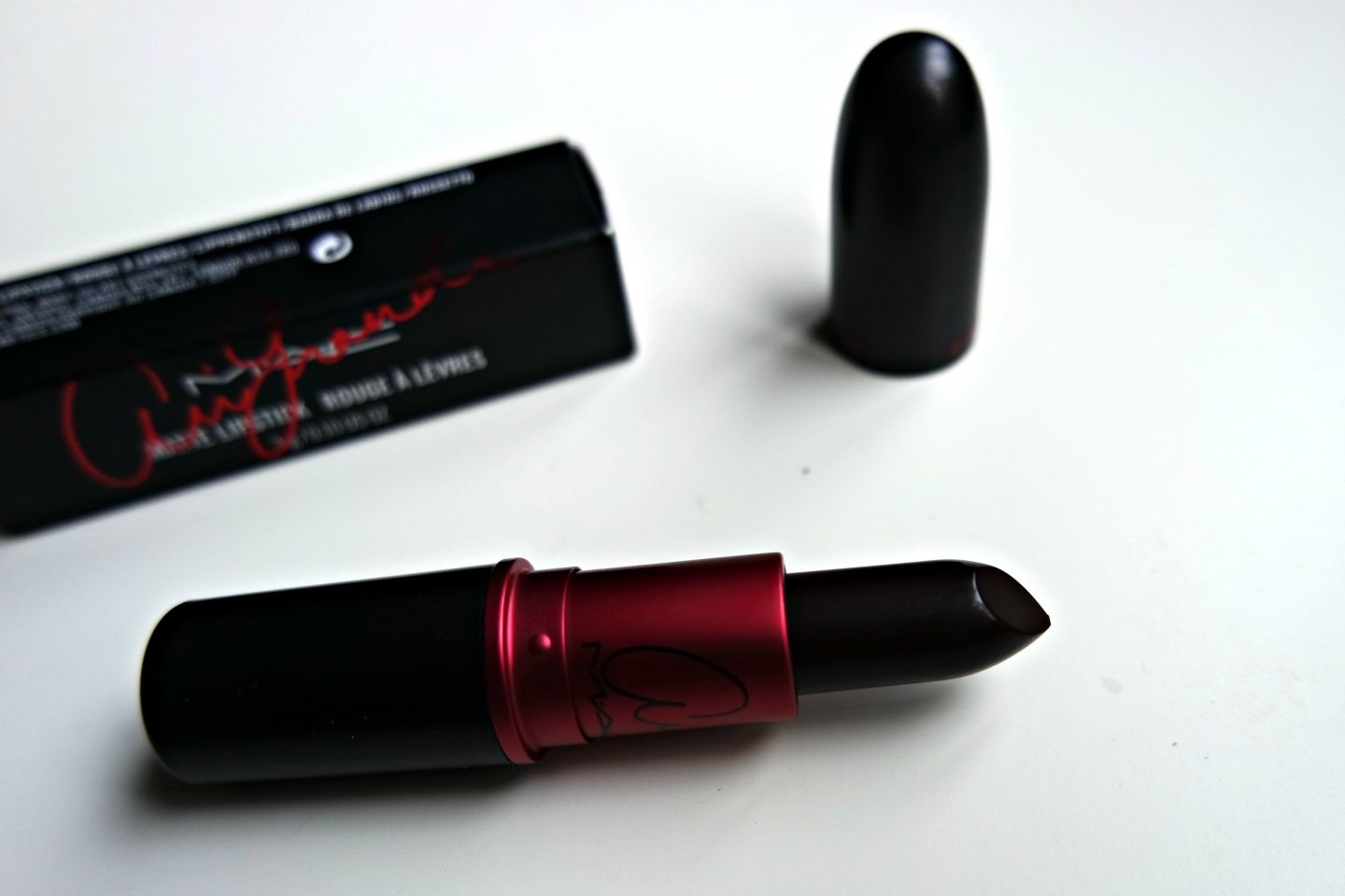 MAC Viva Glam Ariana Grande Lipstick