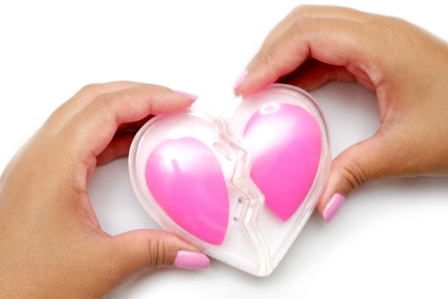 Share Your Heart with the Original Beautyblender BFF set